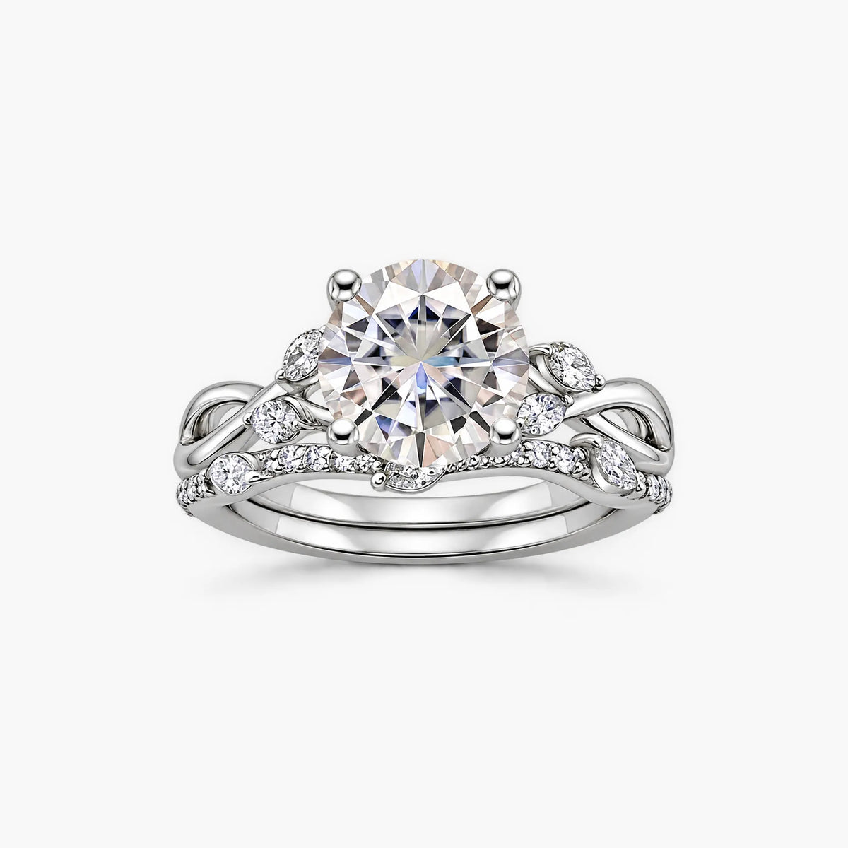 Eternal twisted band ring